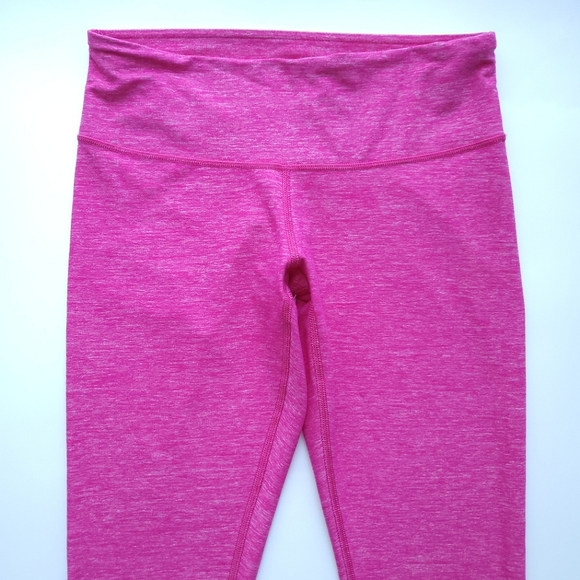 🍋Like New Lululemon Wunder Under Crop II - Picture 7 of 12